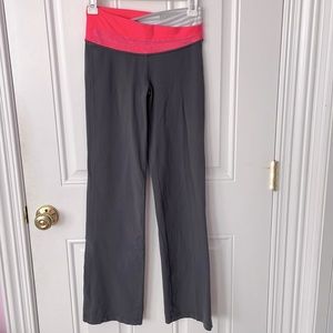Lululemon yoga pants